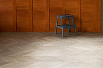 Виниловый ламинат VINILAM Parquet Chevron 8,5 мм RI4445118CL4 Шеврон Сезар от магазина  Carpet-Center.ru